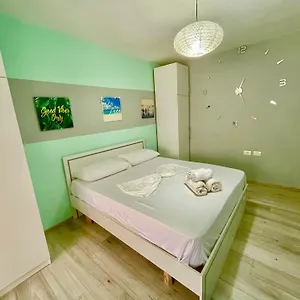  Apartment Superb Near To The Center Albania